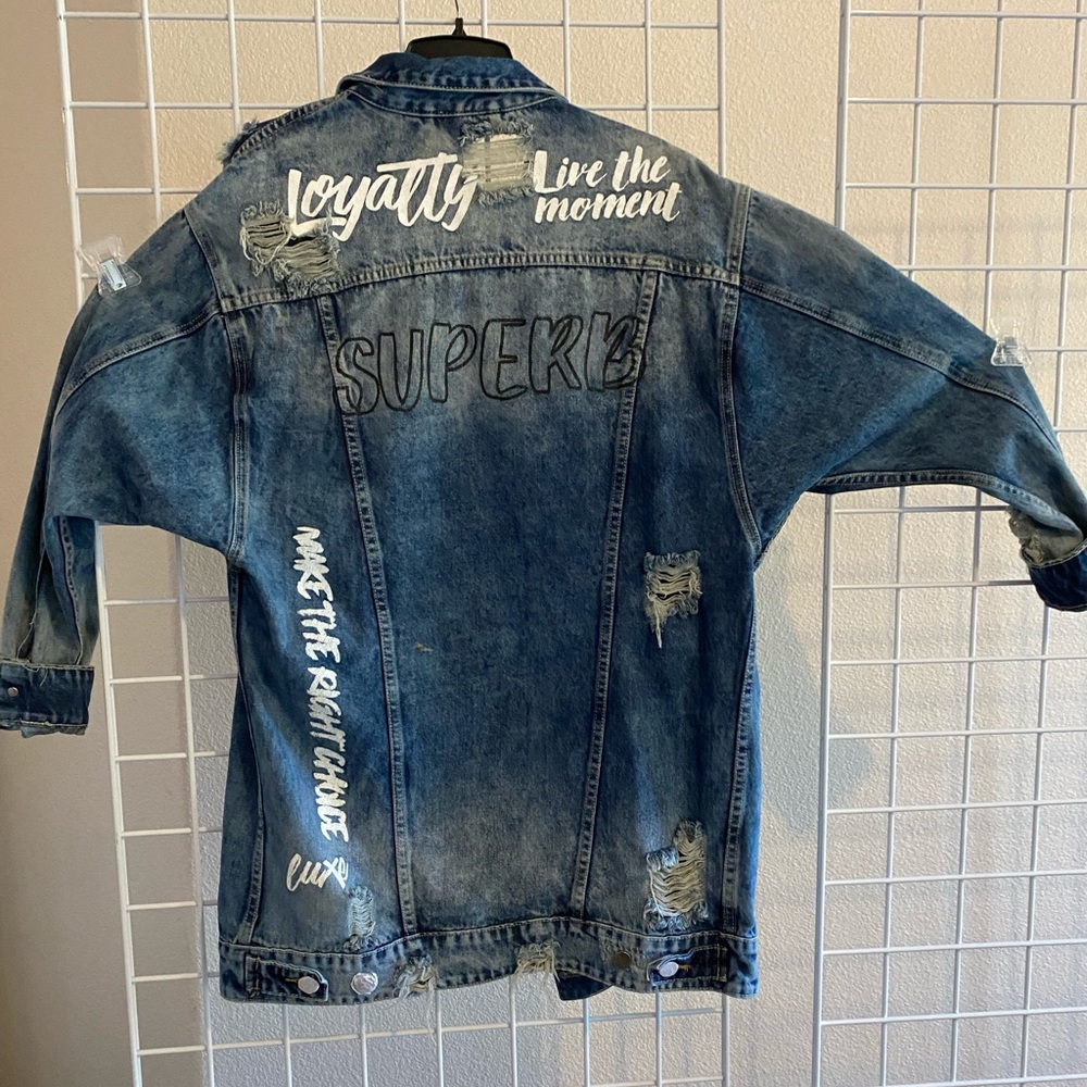 Oversized graffiti jacket size small!!